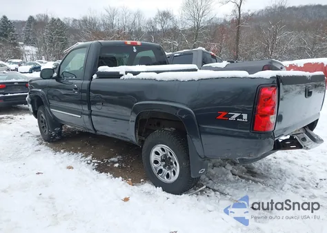 2005 Chevrolet Silverado 1500 Z71 from USA, damaged, VIN 1GCEK14T55Z130658